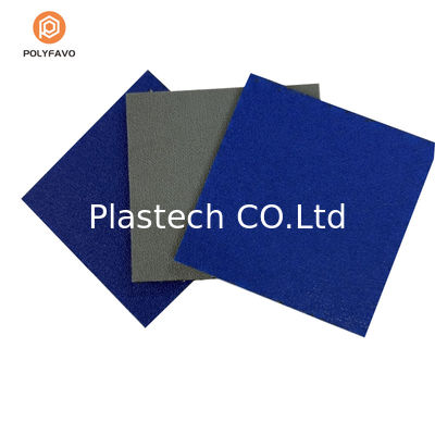 12mm PP Honeycomb Penerbangan Casing Panel Heave Matte Plastic Honeycomb Sheet