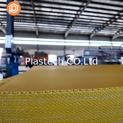 Lembaran Pelindung Lantai Plastik Polipropilena Grade V2 Tahan Api 1600gsm 5mm