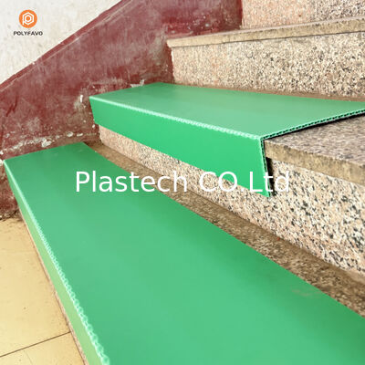 Fire Retardant 5mm Stair Tread Protector PP Honeycomb Board Felt Anti Slip Surface One Piece Bent Design Ringan tahan lama