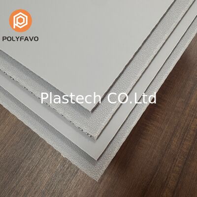 Panel Interior Pelapis Kargo Truk Van Papan Partisi Sarang Lebah PP 4mm yang Dapat Disesuaikan