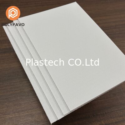 Panel Dinding Kustomisasi Lembaran PP Sarang Lebah 4mm untuk Interior Mobil Kargo Ford